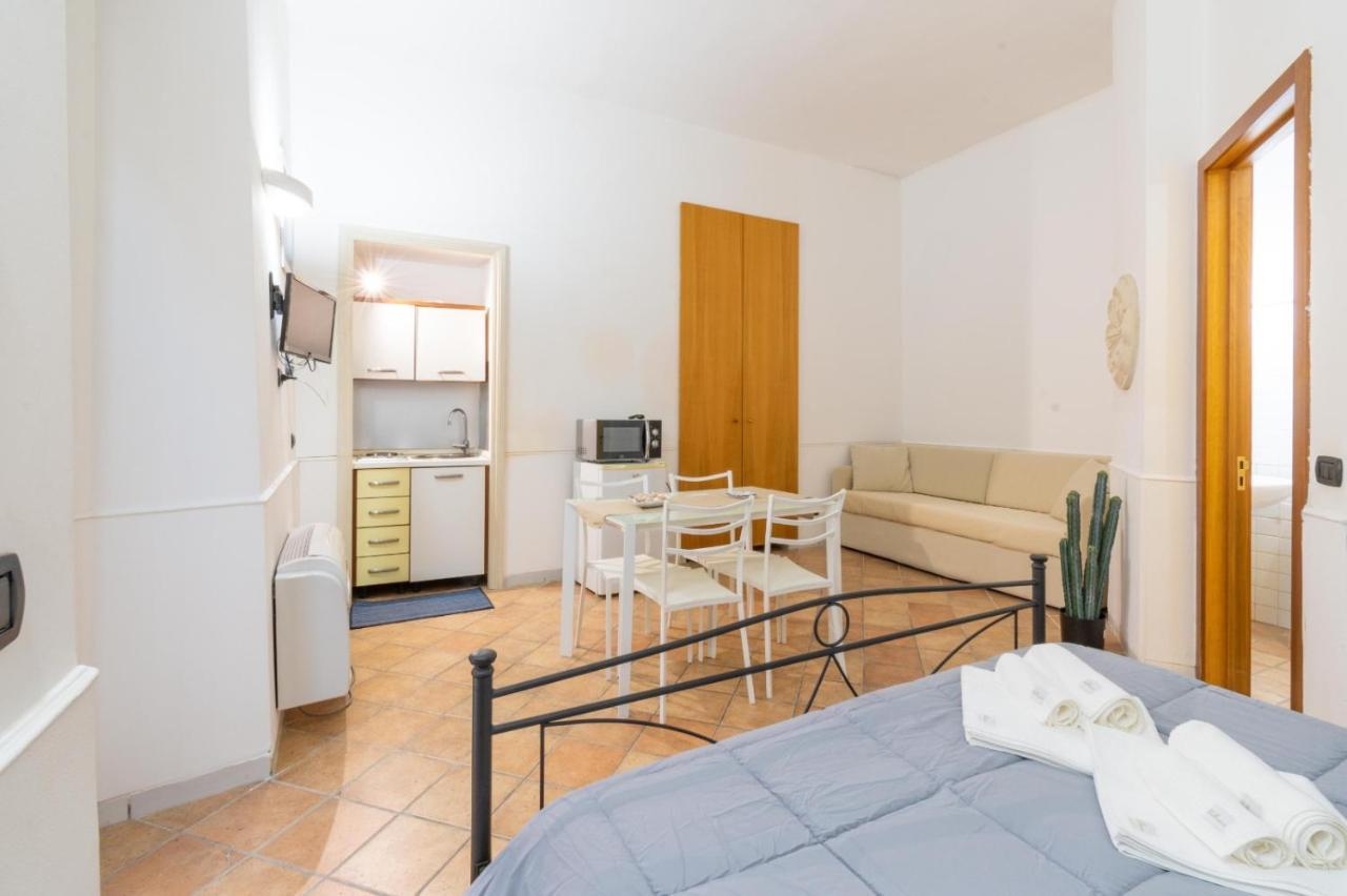 Andrea'S Hotell Lecce Eksteriør bilde