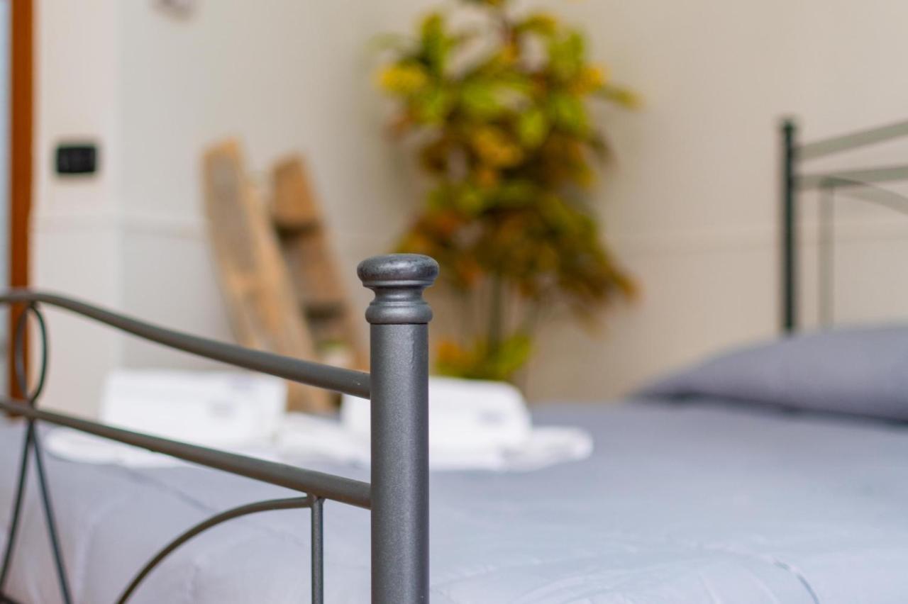 Andrea'S Hotell Lecce Eksteriør bilde