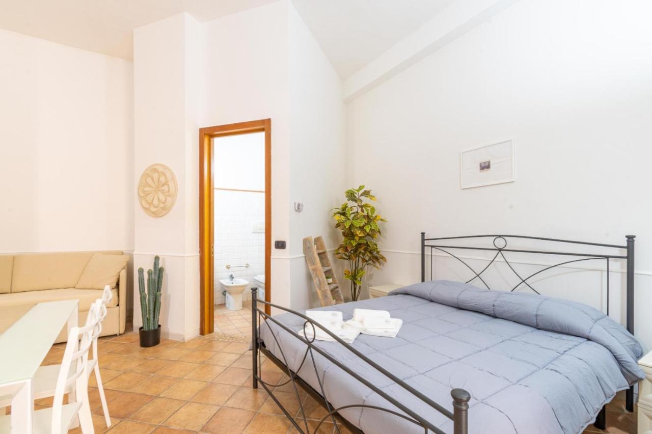 Andrea'S Hotell Lecce Eksteriør bilde