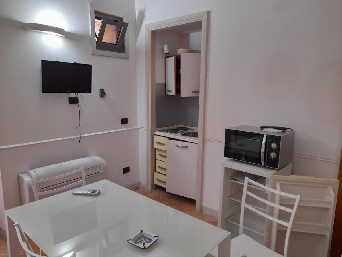 Andrea'S Hotell Lecce Eksteriør bilde